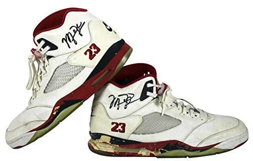 Bulls Michael Jordan Signed 1990 Game Used Nike Air Jordan V Shoes BAS –  Ultra Pickleball
